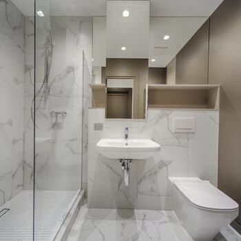 bathroom detail 1